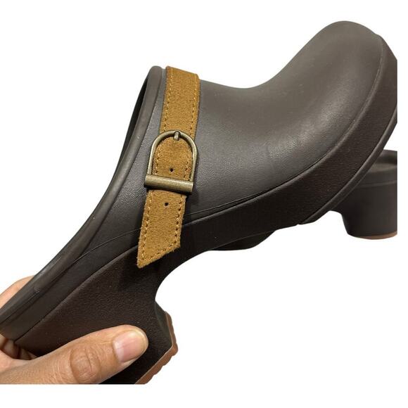 Crocs Espresso Brown Sarah Clogs / Size-8 - Picture 7 of 10